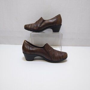 Earth Origins By Earth Rochester Leather Uppers Women's 7.5M Slip-On Low Heels